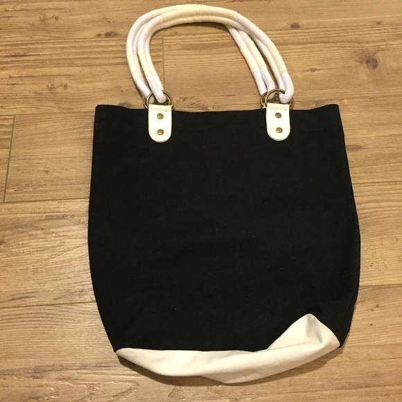 Roxy Navy Tote - Picture 4 of 14